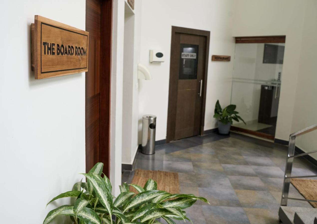 Hotel Palm Shore Palakkad Εξωτερικό φωτογραφία