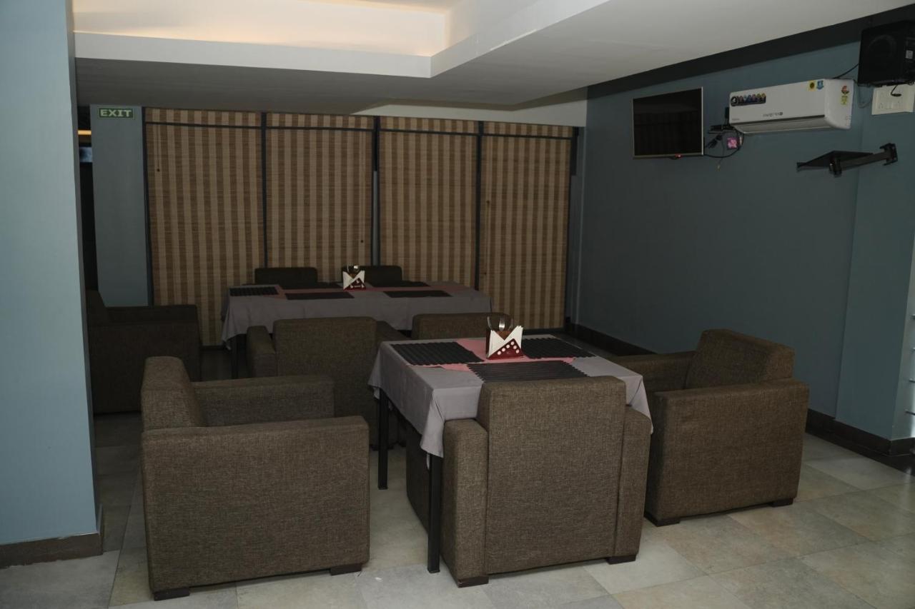 Hotel Palm Shore Palakkad Εξωτερικό φωτογραφία