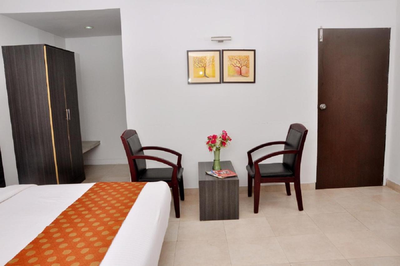 Hotel Palm Shore Palakkad Εξωτερικό φωτογραφία