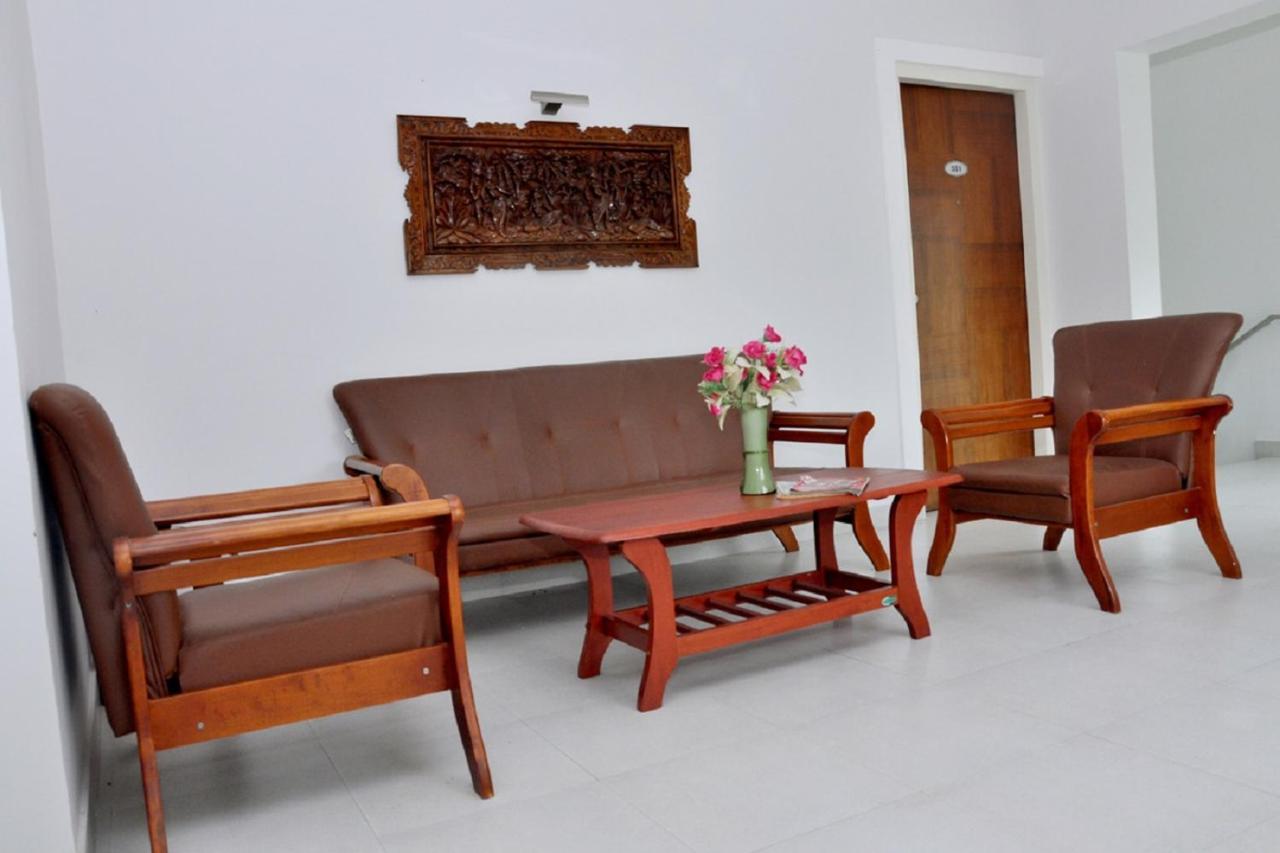 Hotel Palm Shore Palakkad Εξωτερικό φωτογραφία