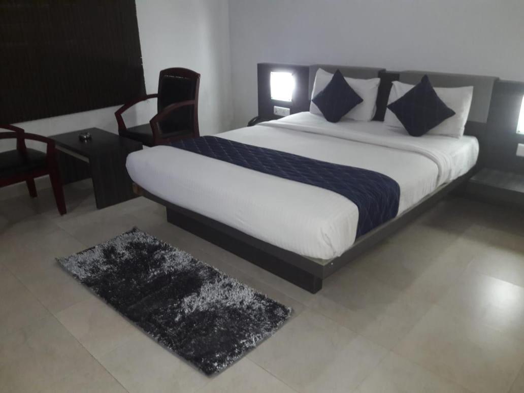 Hotel Palm Shore Palakkad Εξωτερικό φωτογραφία
